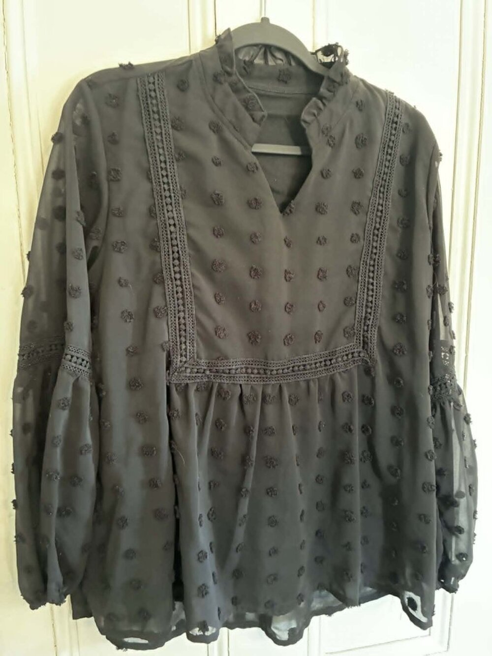 Black Dotted Swiss Blouse – Lace Trim – Boho Long Sleeve – Size M